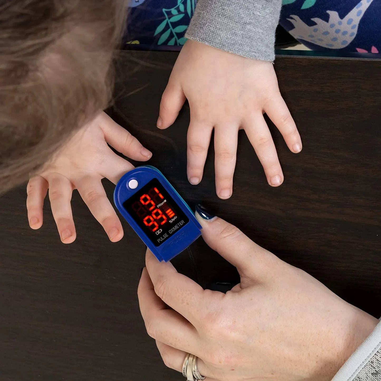 Pulse Oximeter Blood Oxygen Spo2 Sports Monitor with Lanyard